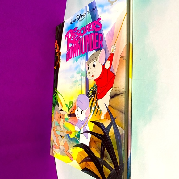 WALT DISNEY’S VINTAGE 1990 THE RESCUERS DOWN UNDER HARDCOVER COLLECTABLE BOOK - Picture 14 of 16